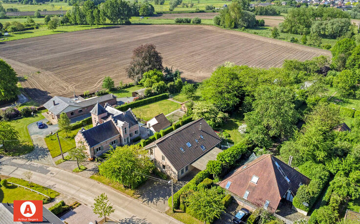 Gebouw voor gemengd gebruik te koop in Buggenhout