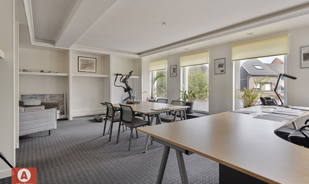 Gebouw voor gemengd gebruik te koop in Buggenhout