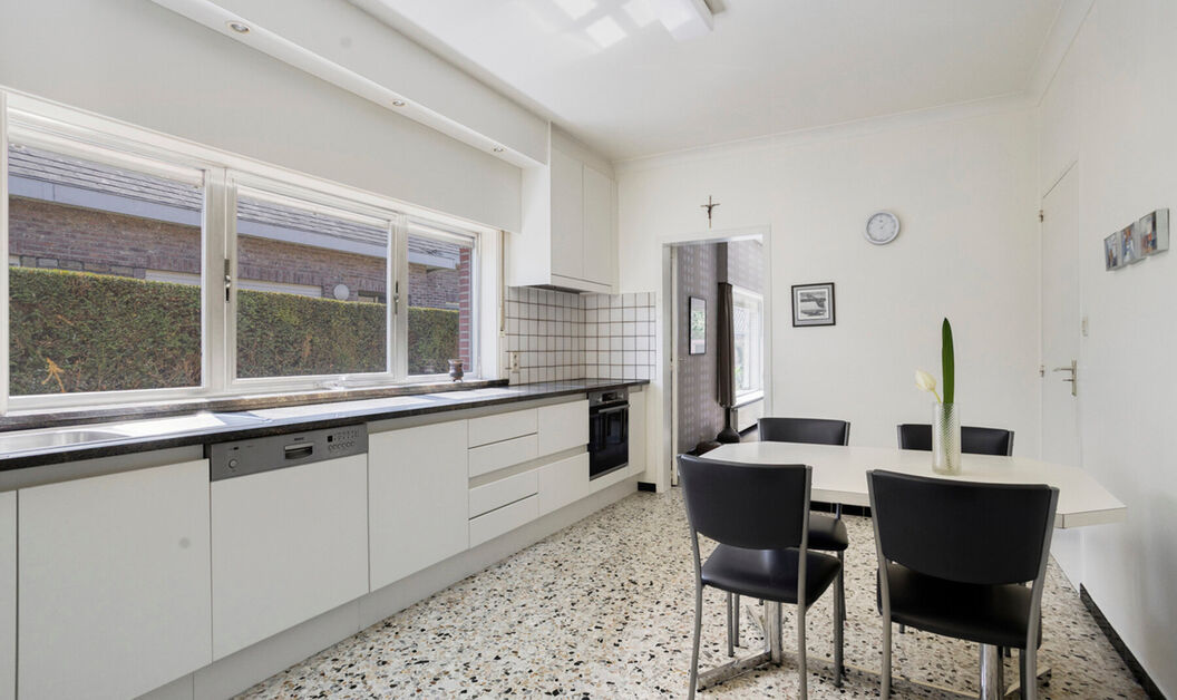Gebouw voor gemengd gebruik te koop in Opwijk