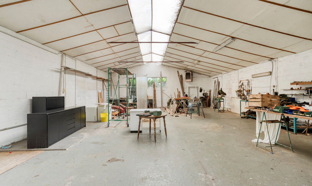 Gebouw voor gemengd gebruik te koop in Opwijk