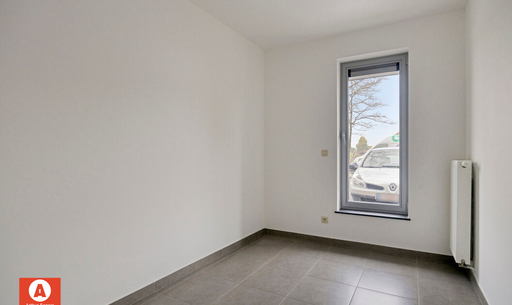 Gelijkvloerse verdieping te huur in Buggenhout