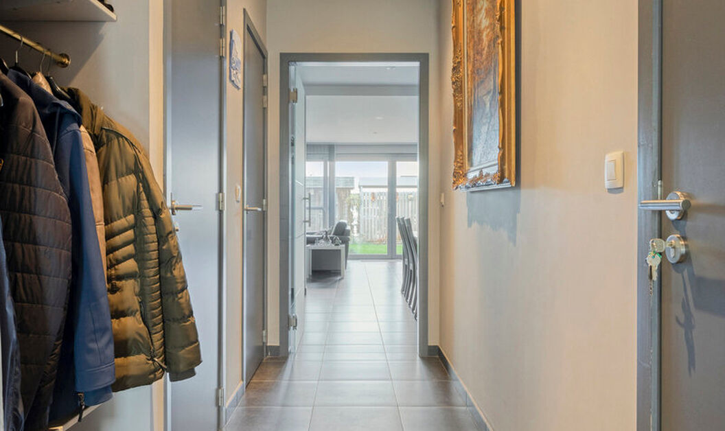 Gelijkvloerse verdieping te koop in Buggenhout