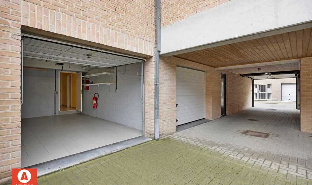 Gelijkvloerse verdieping te koop in Buggenhout